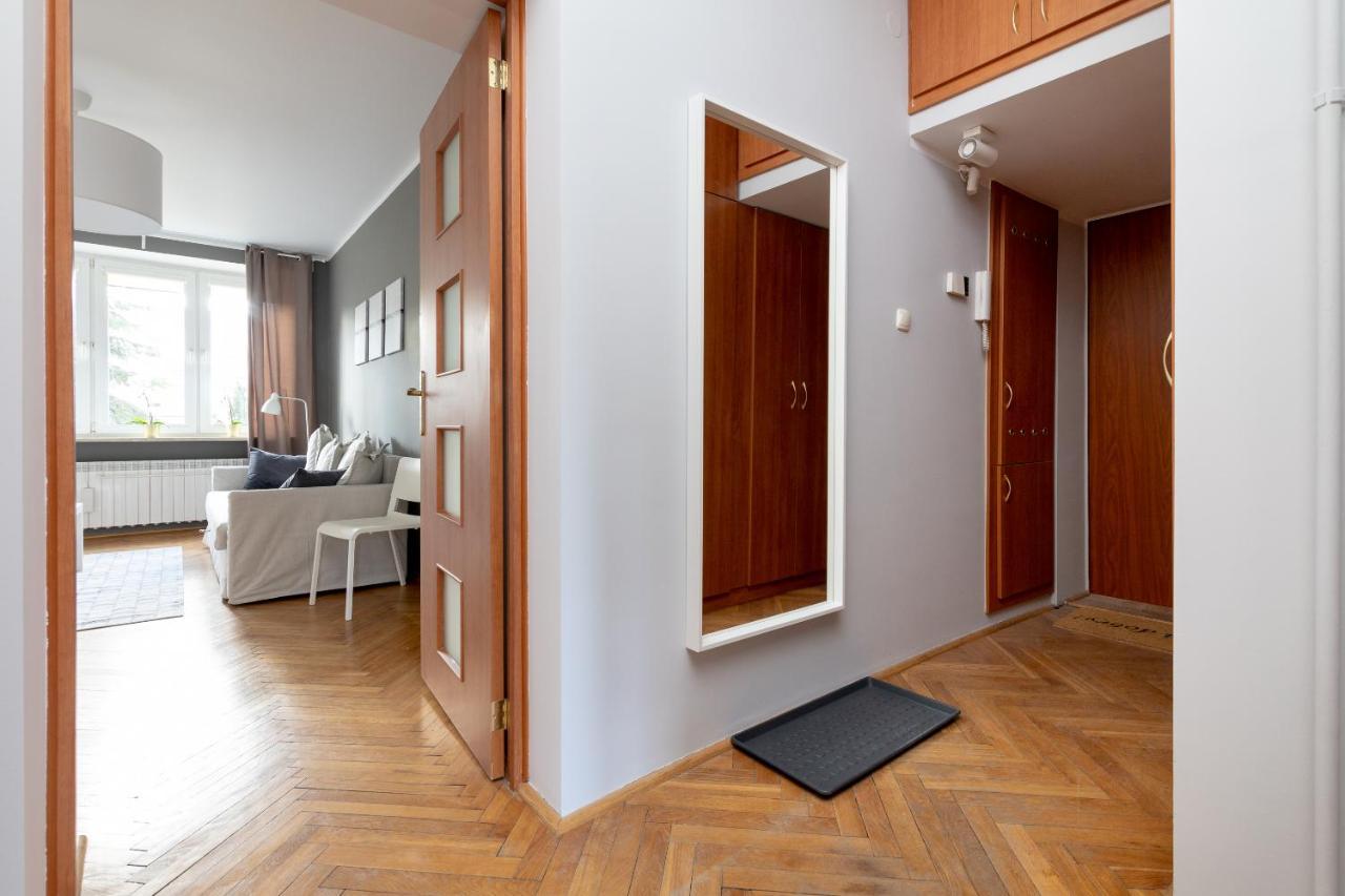Saska Kepa Modern Apartment ワルシャワ エクステリア 写真